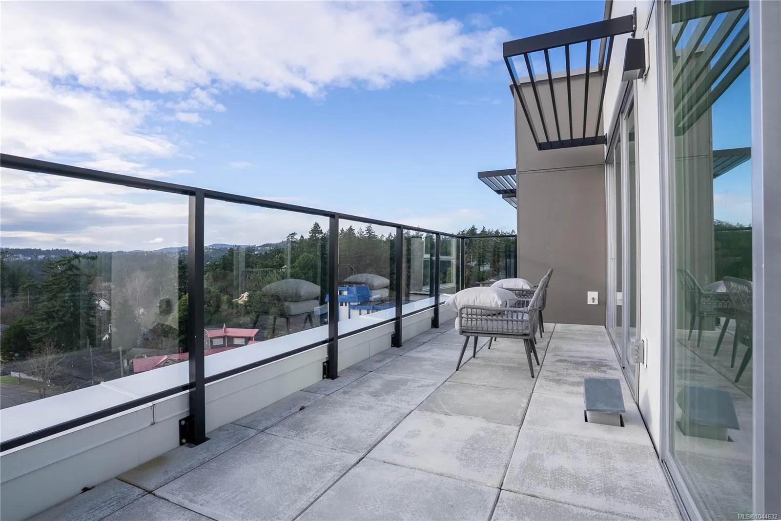 258 Helmcken Rd