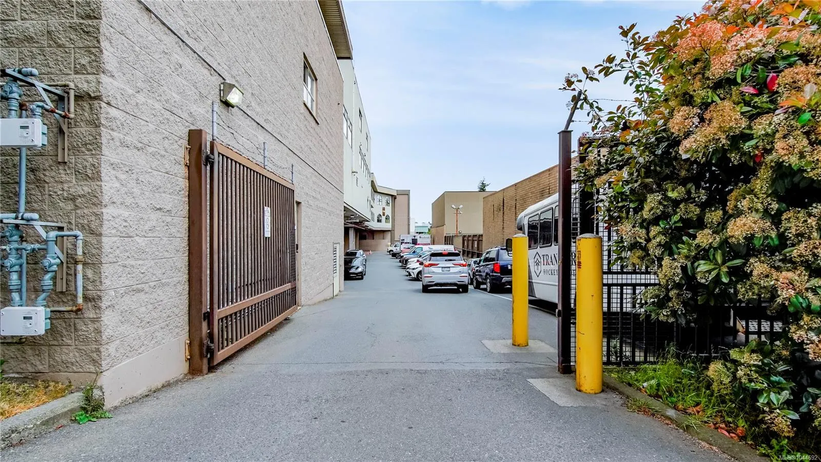 601 Boleskine Rd