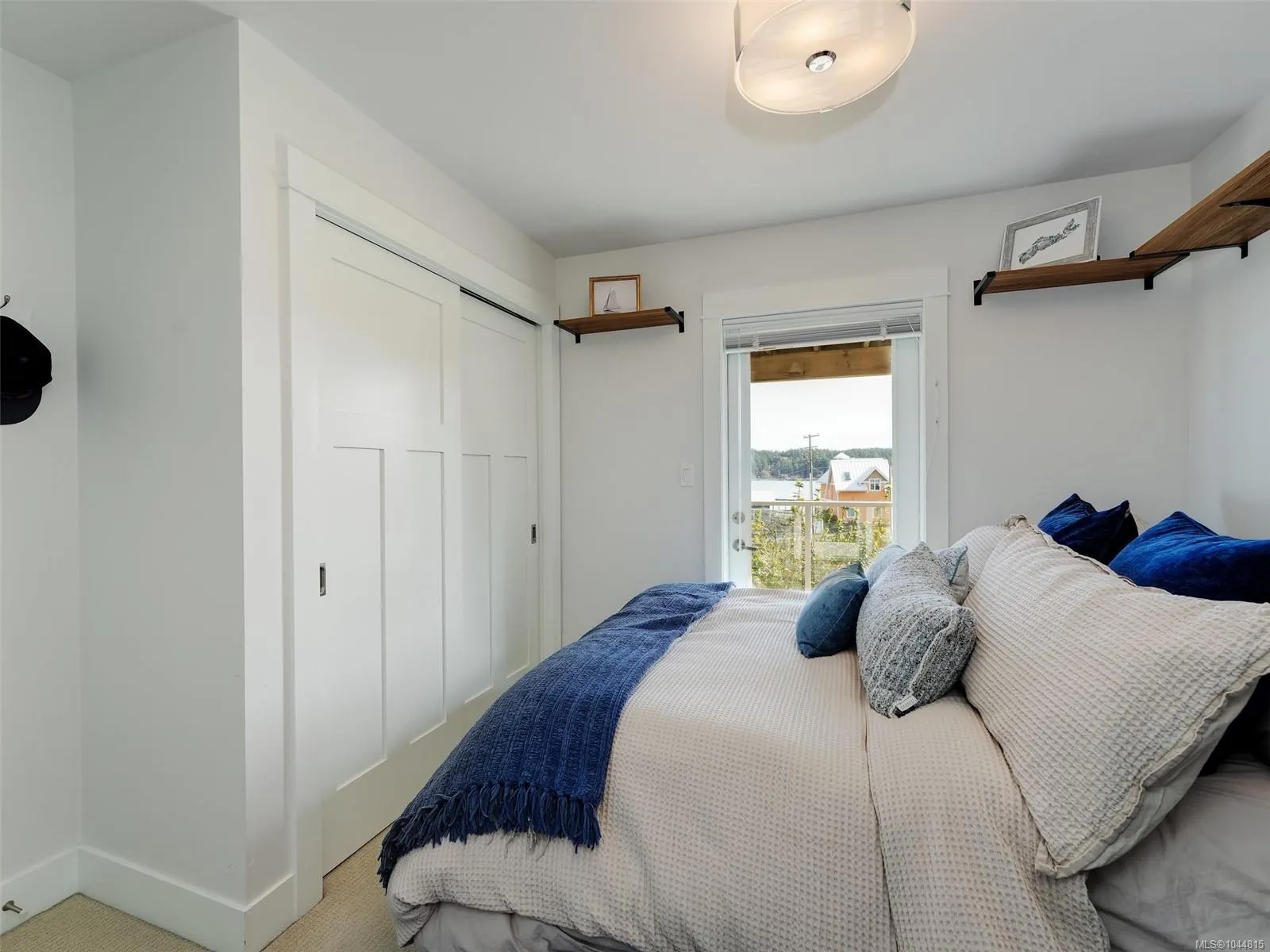 125 Hilltop Cres
