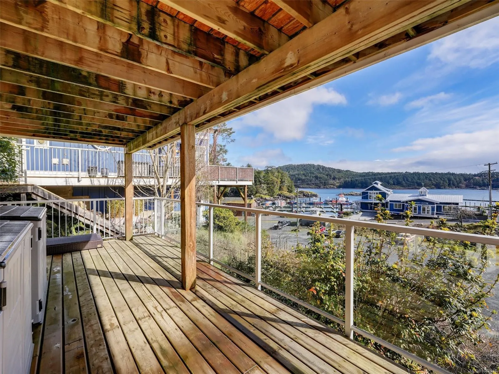 125 Hilltop Cres