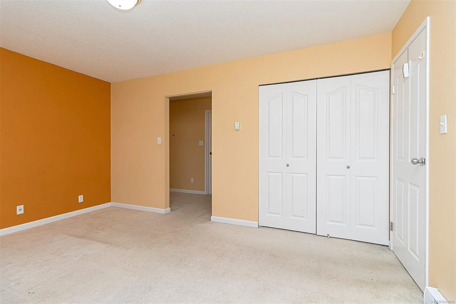 853 Selkirk Ave