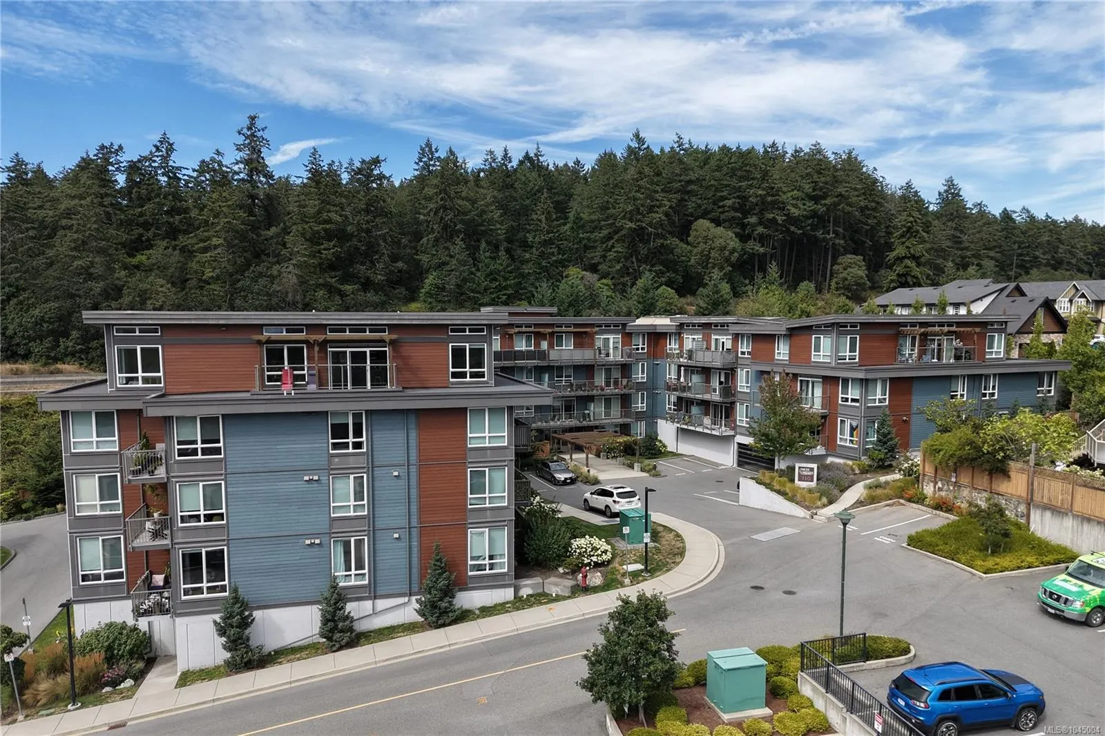 110 Presley Pl