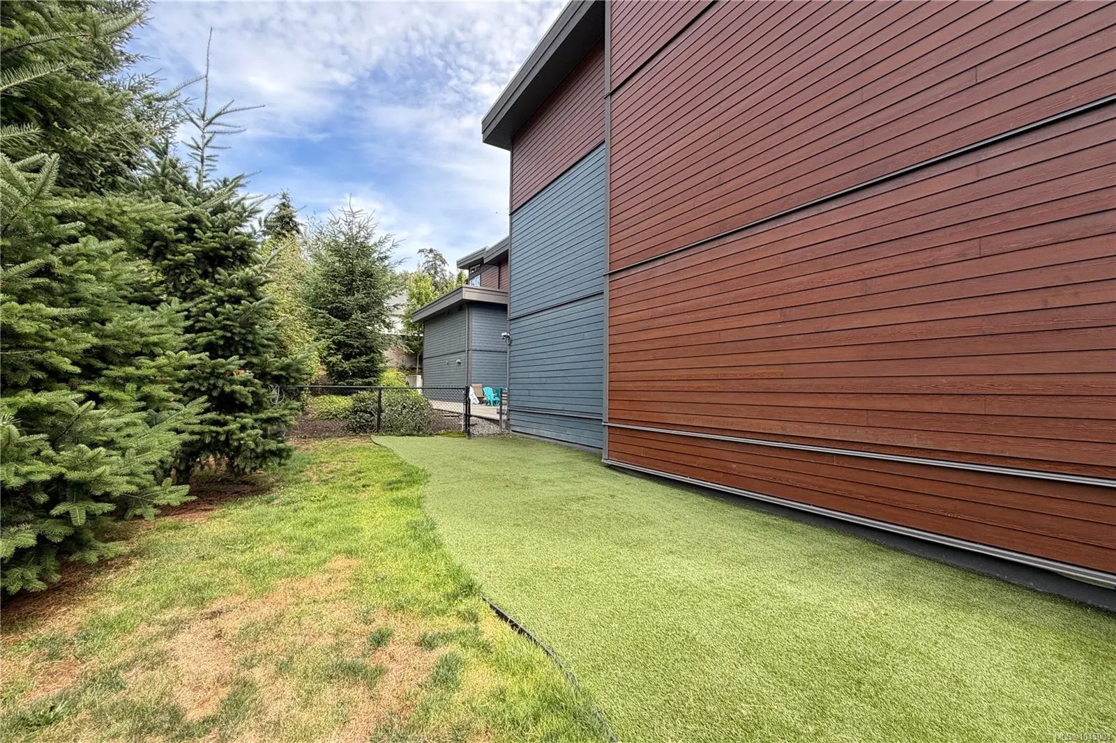 110 Presley Pl