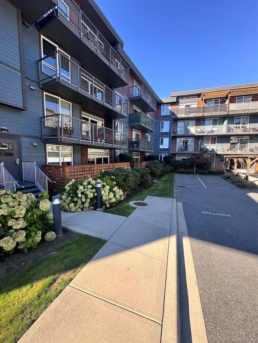 110 Presley Pl