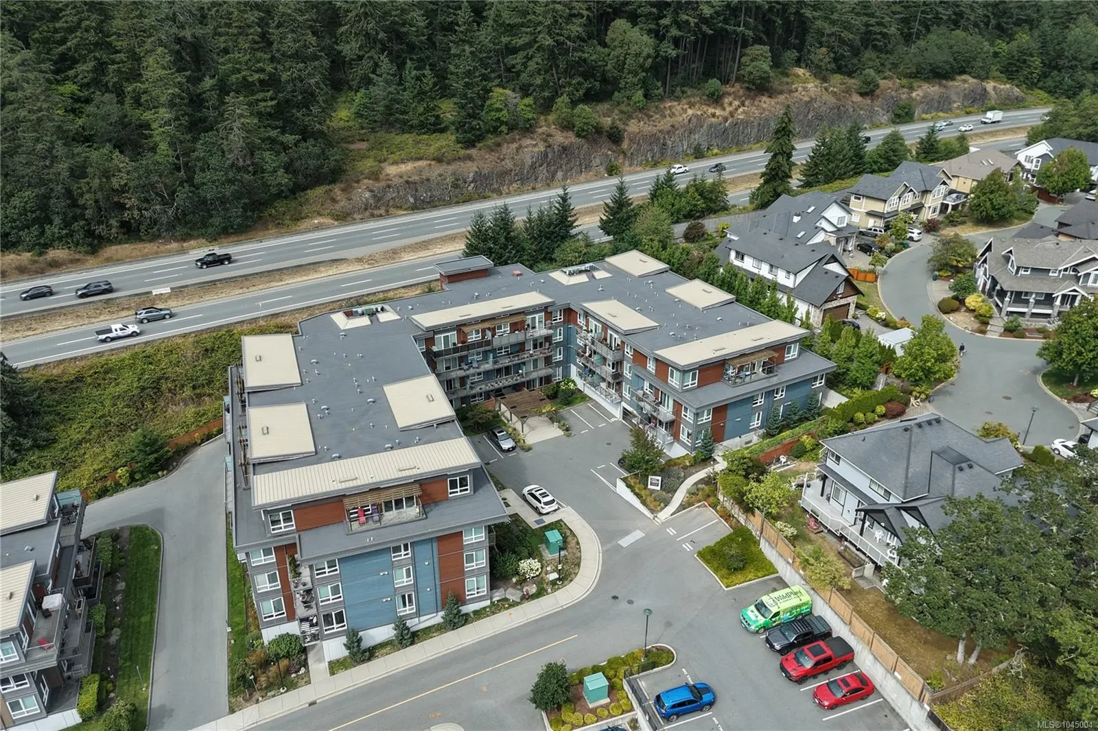 110 Presley Pl