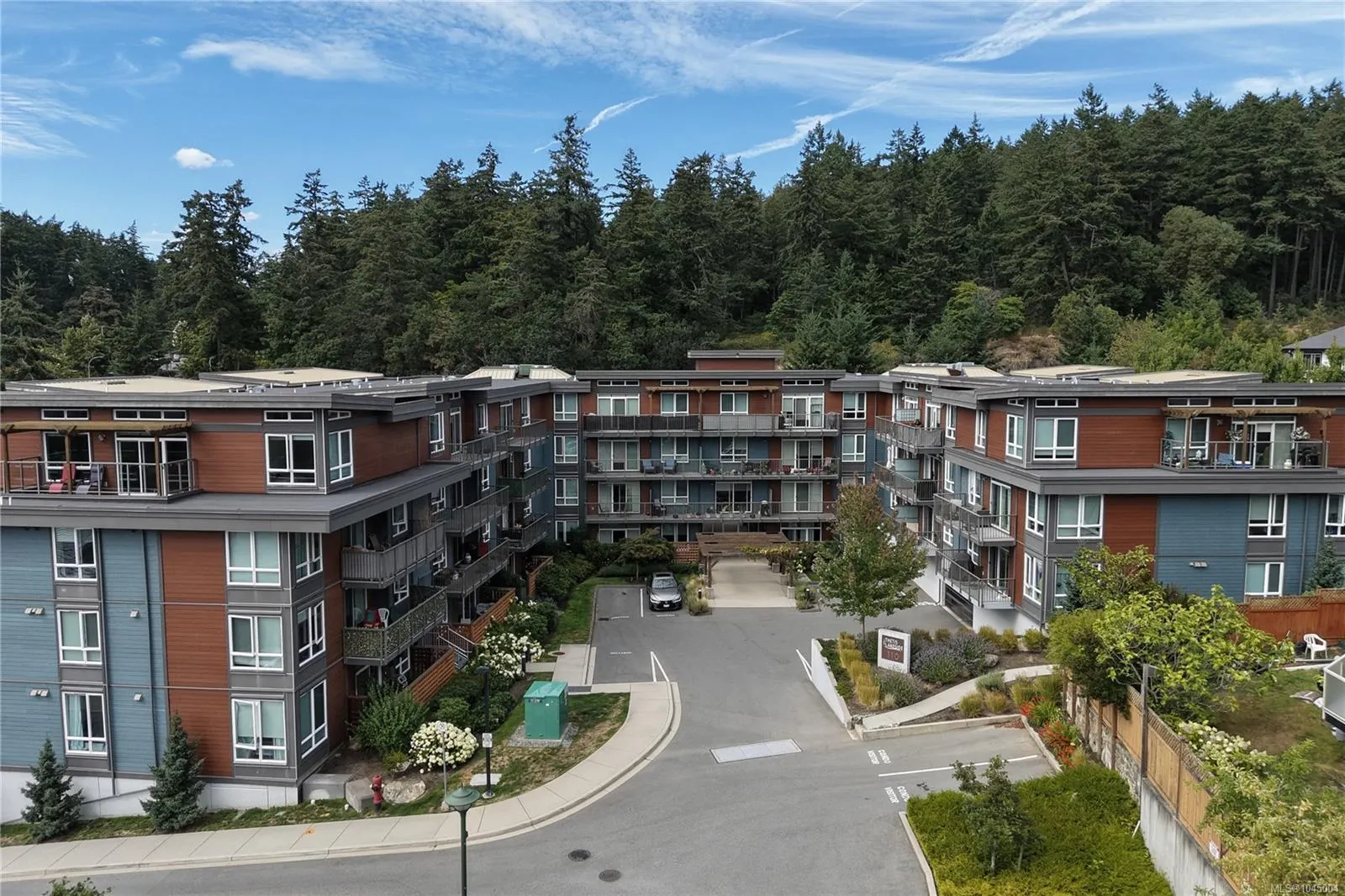 110 Presley Pl