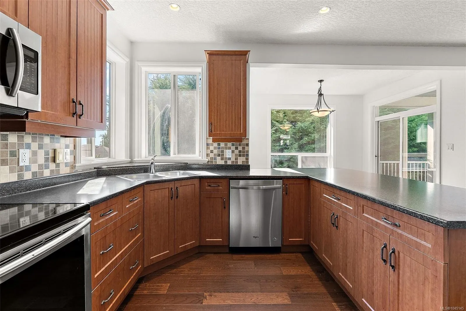 2399 Caffery Pl