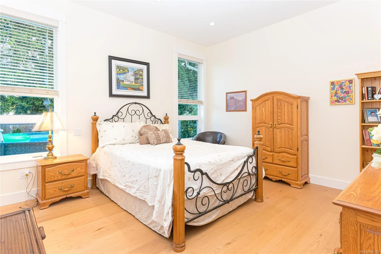 2104 Colinwood Rd