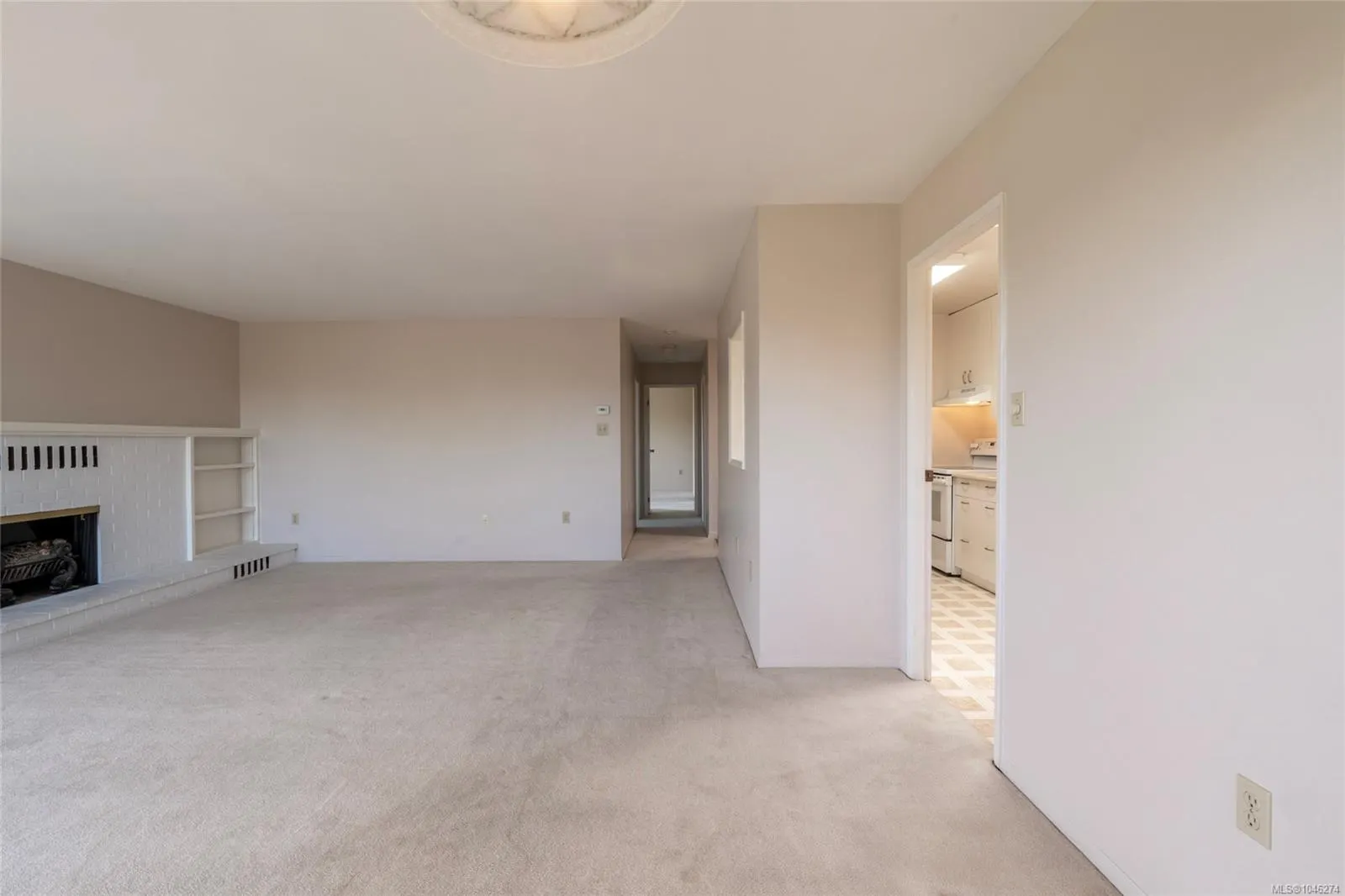 2323 Hamiota St