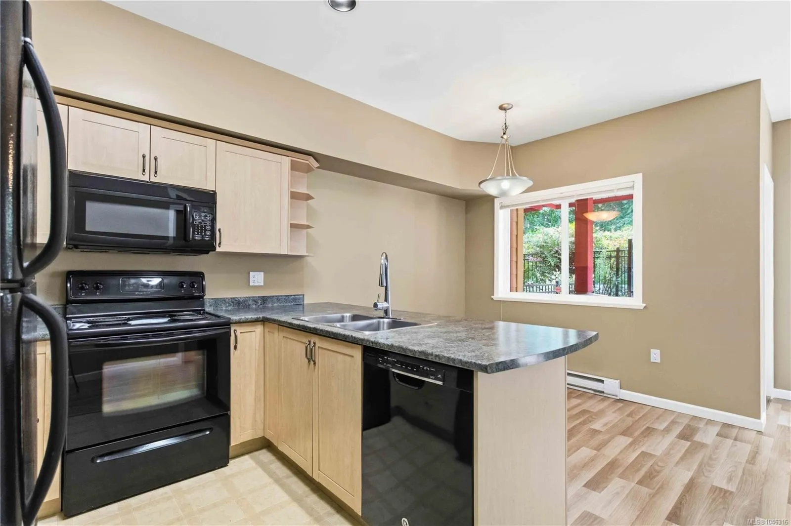 360 Goldstream Ave