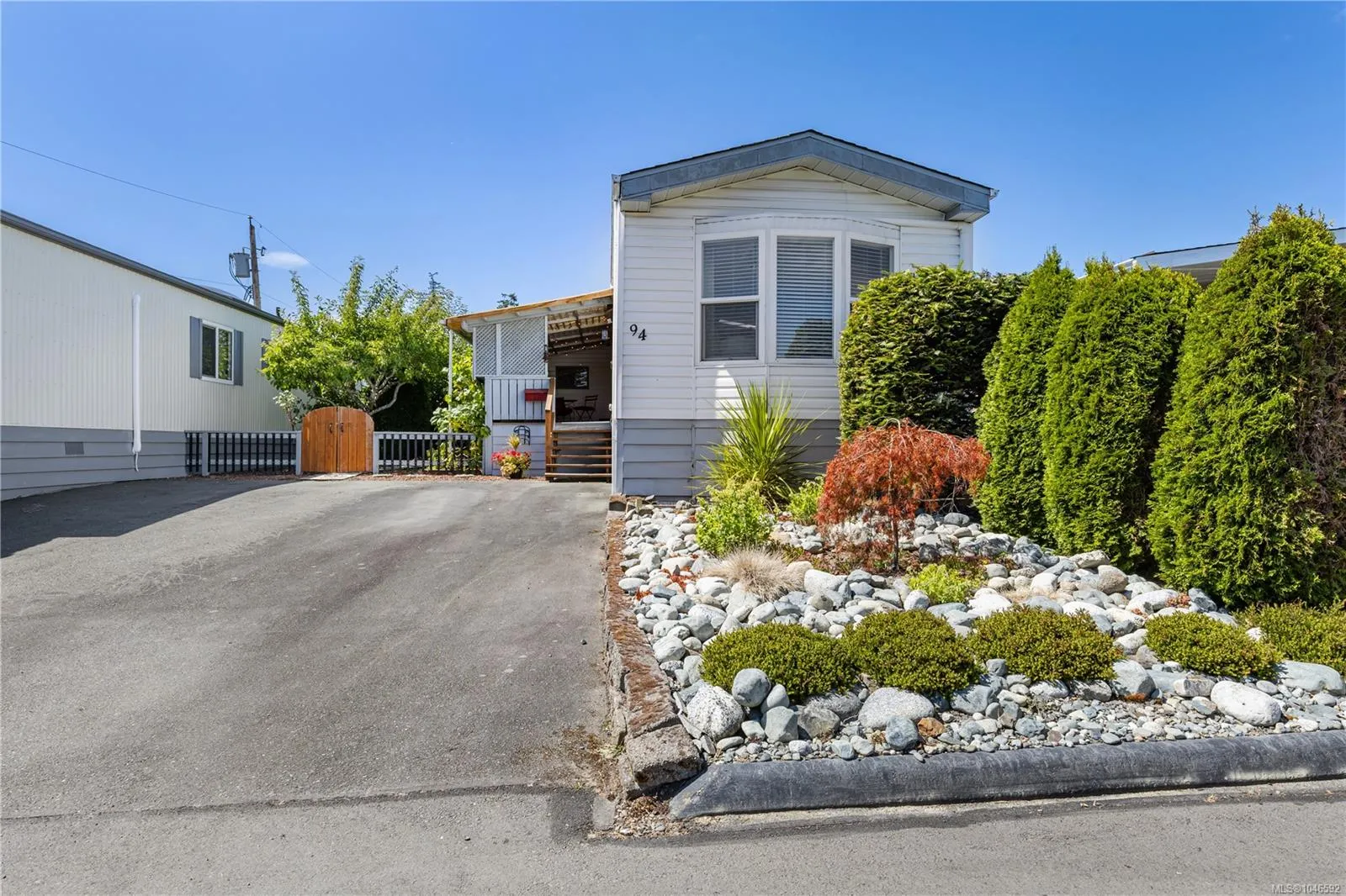 7701 Central Saanich Rd