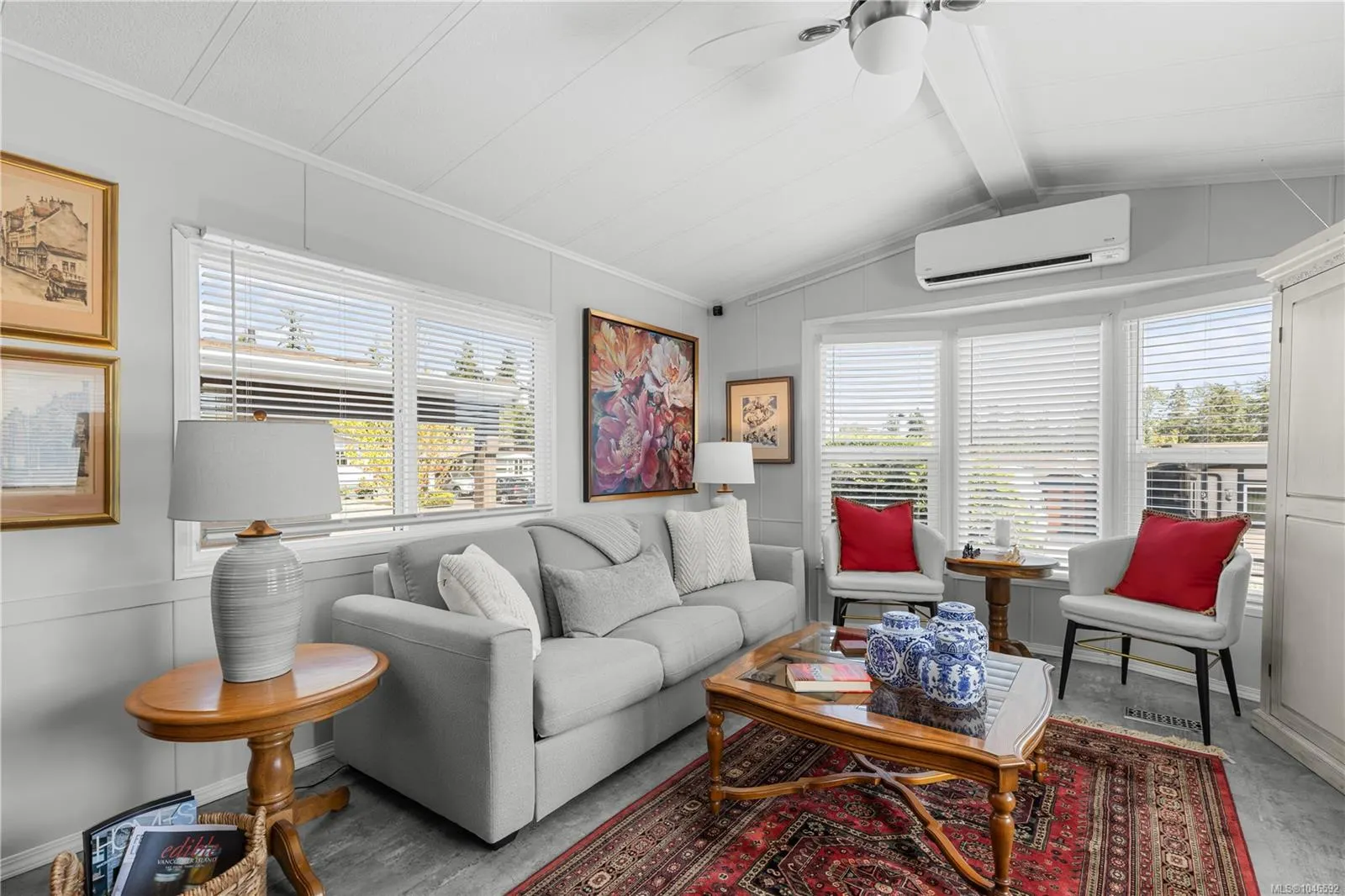 7701 Central Saanich Rd