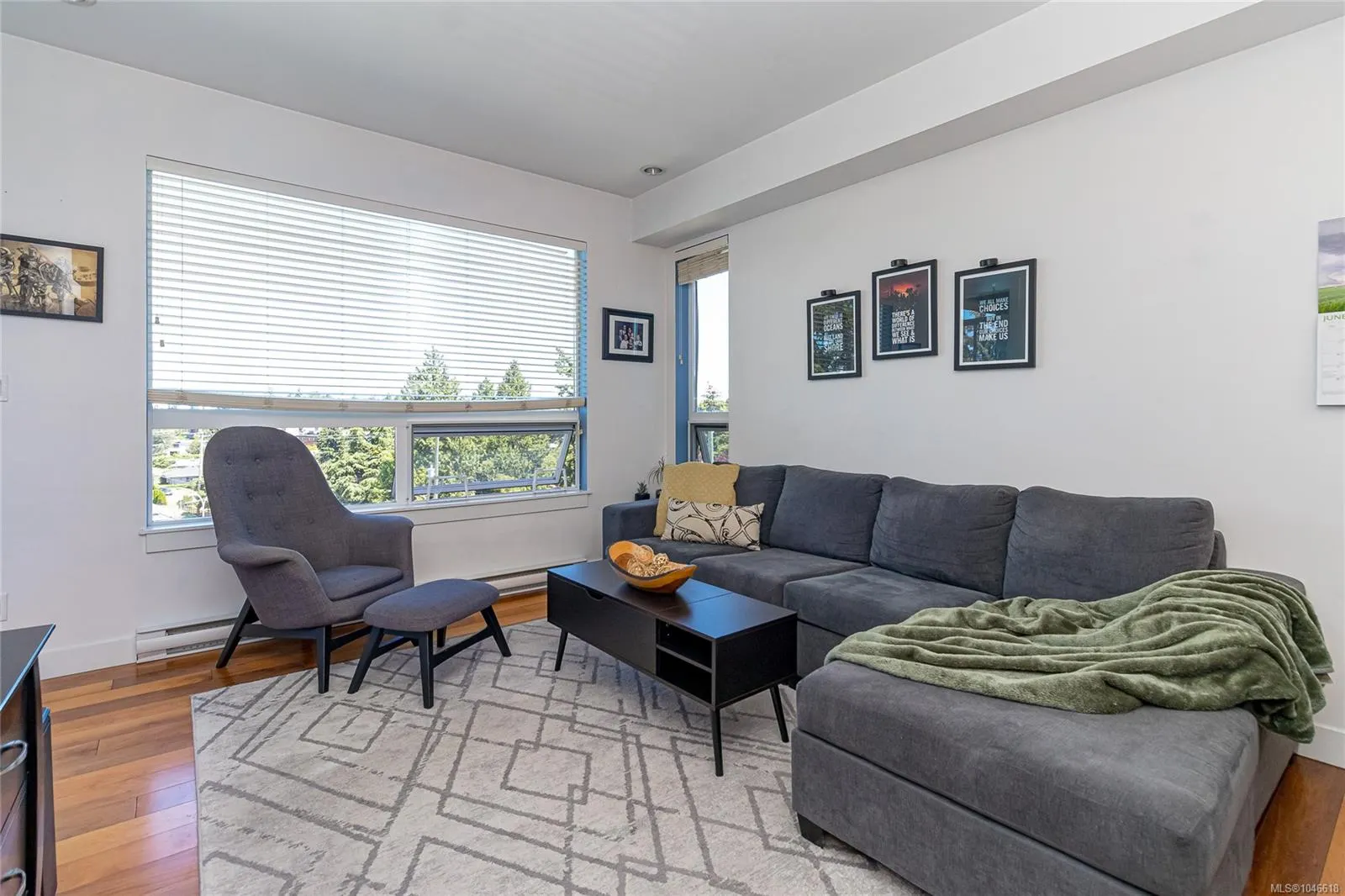 1008 Tillicum Rd
