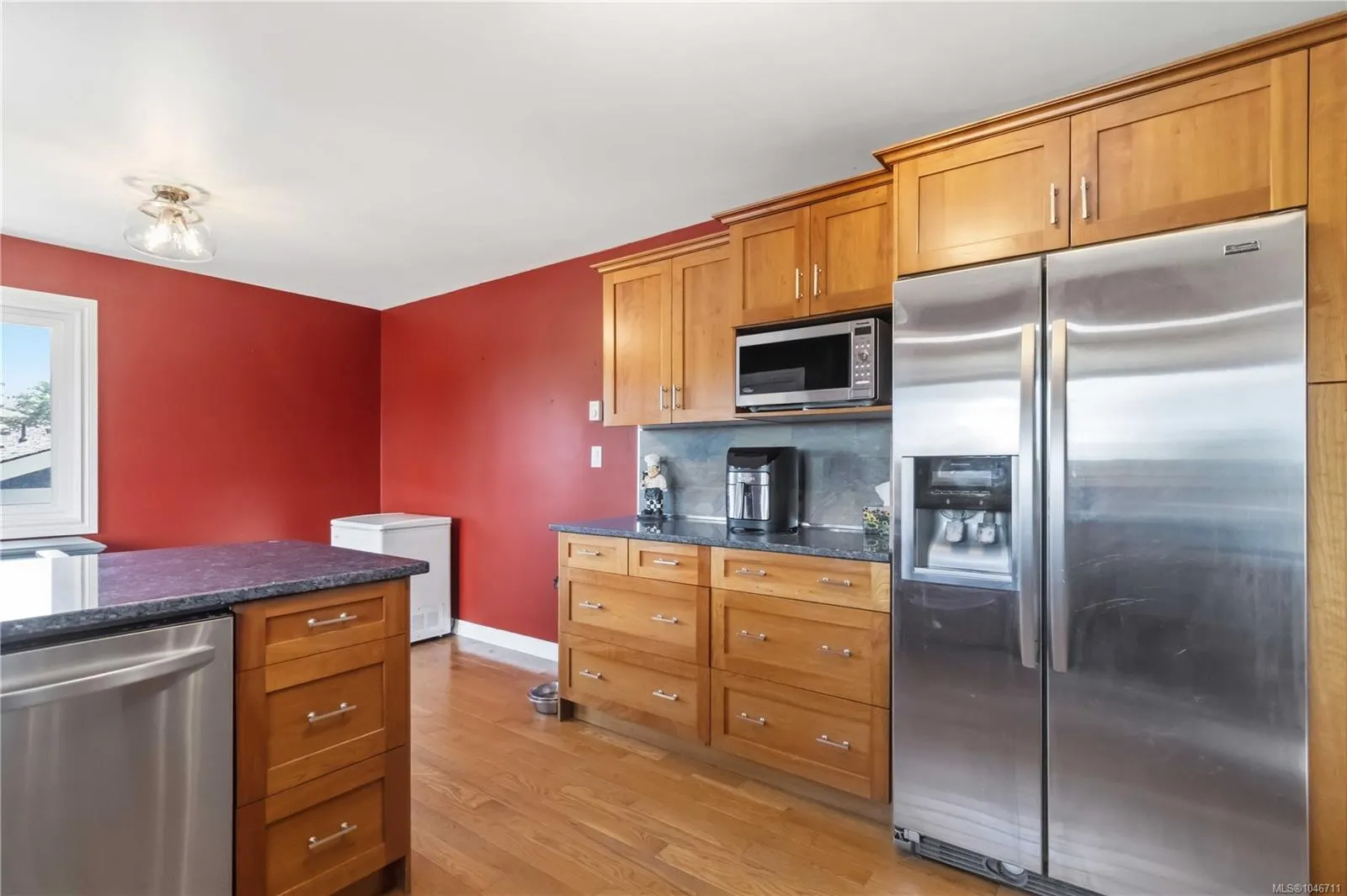 3389 Mary Anne Cres
