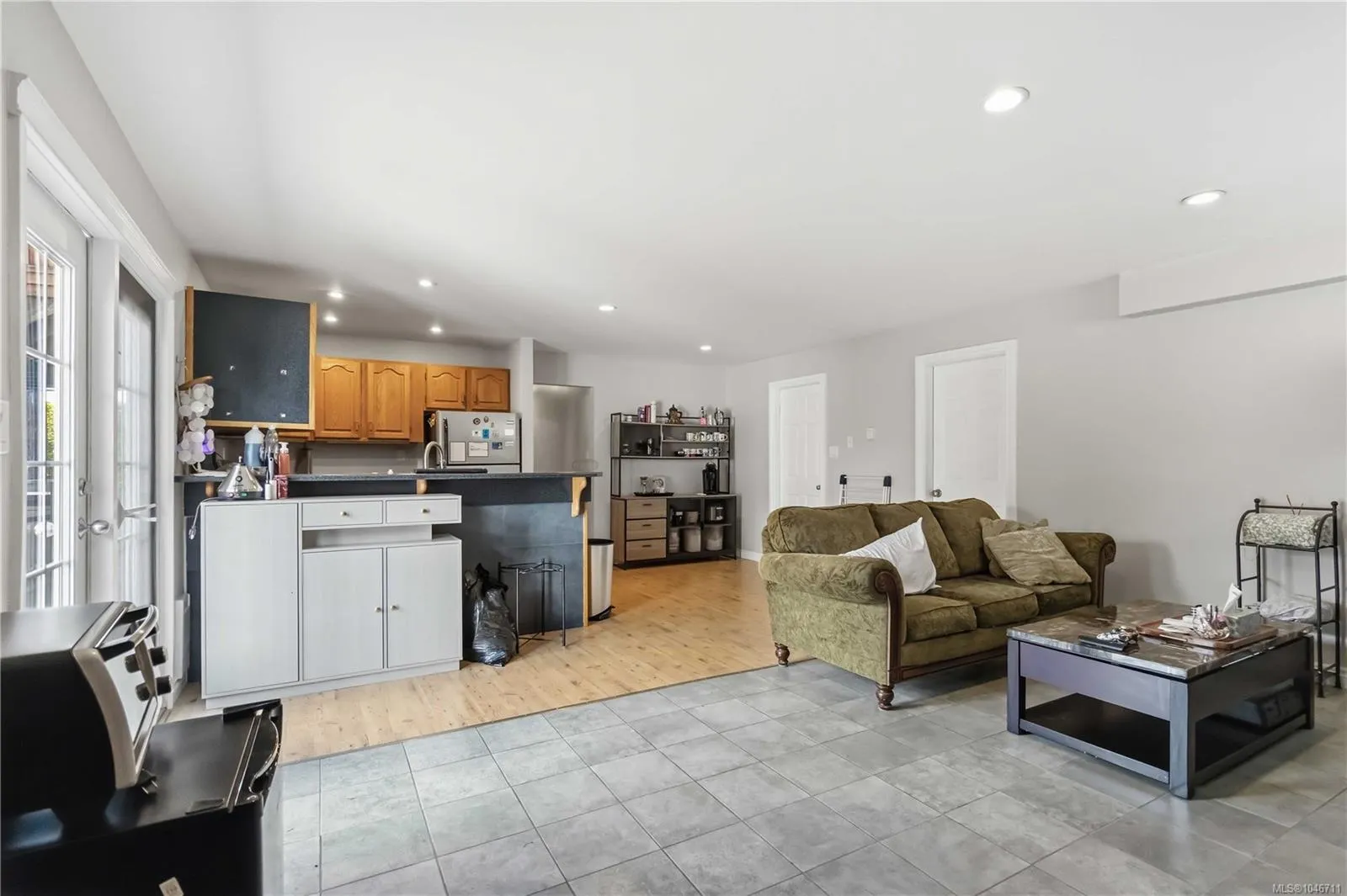 3389 Mary Anne Cres