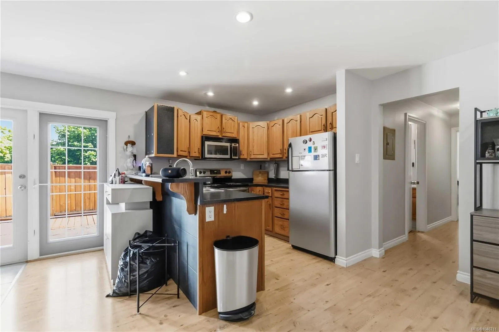 3389 Mary Anne Cres
