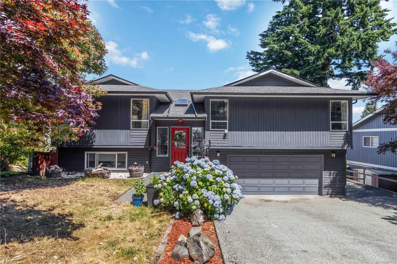 3389 Mary Anne Cres