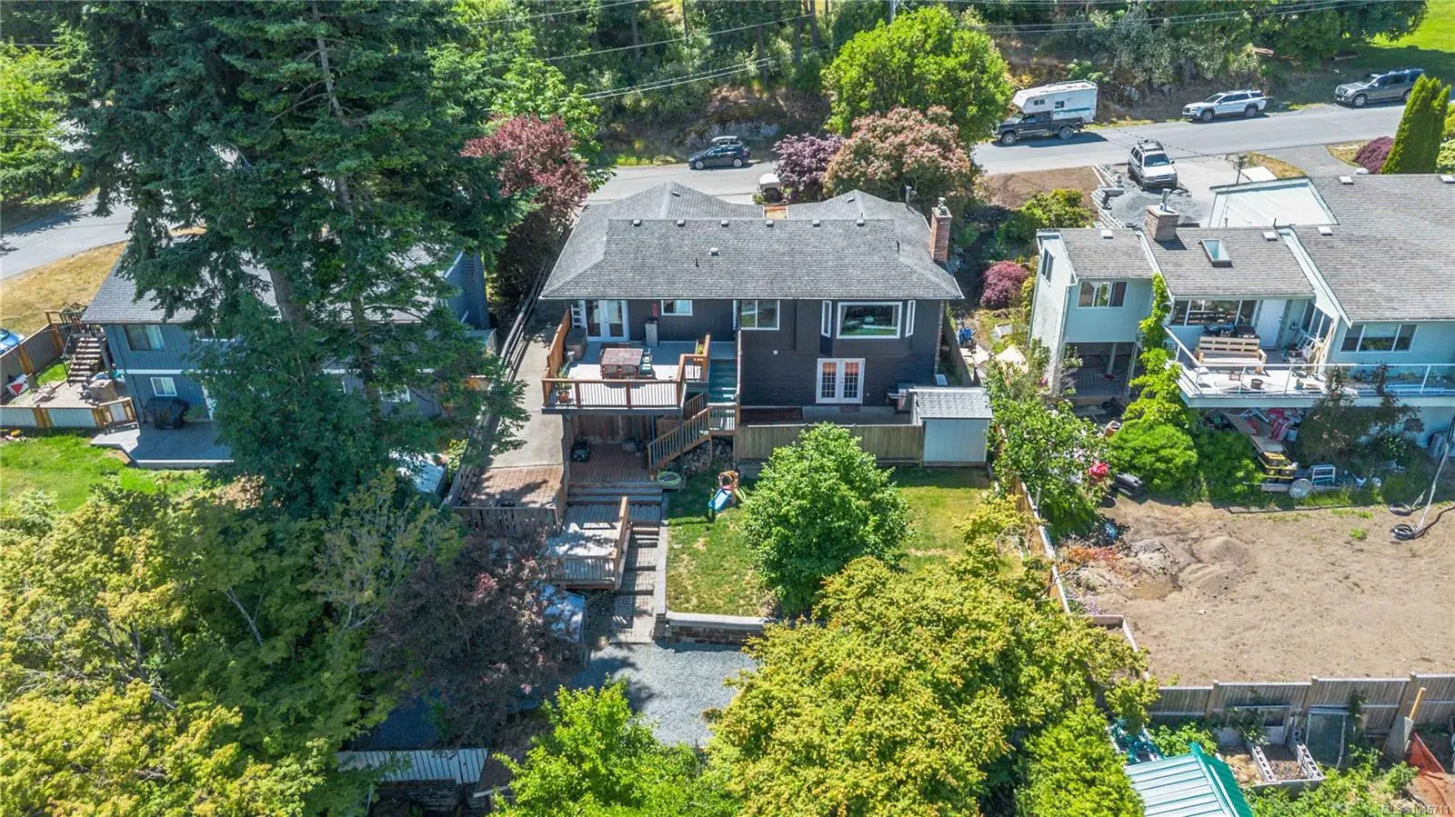 3389 Mary Anne Cres