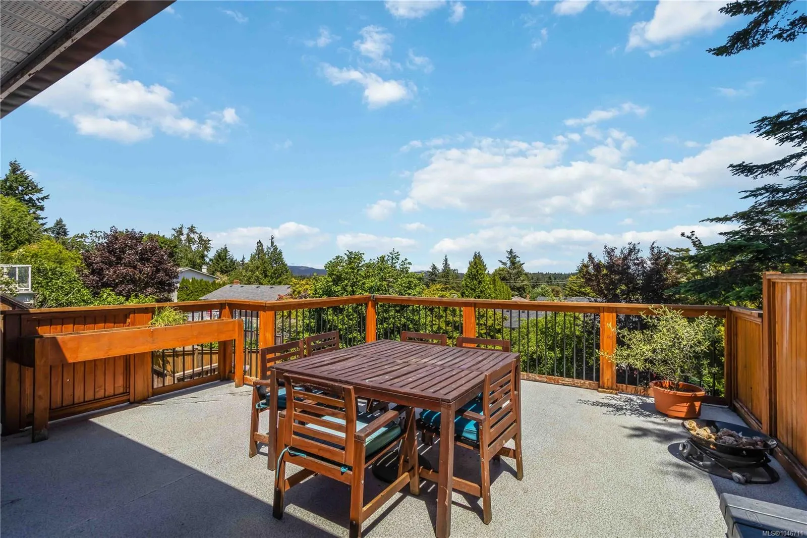 3389 Mary Anne Cres
