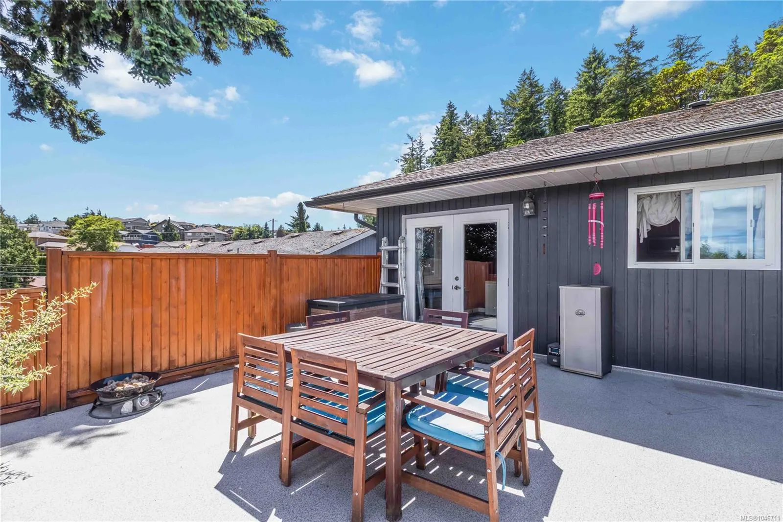 3389 Mary Anne Cres