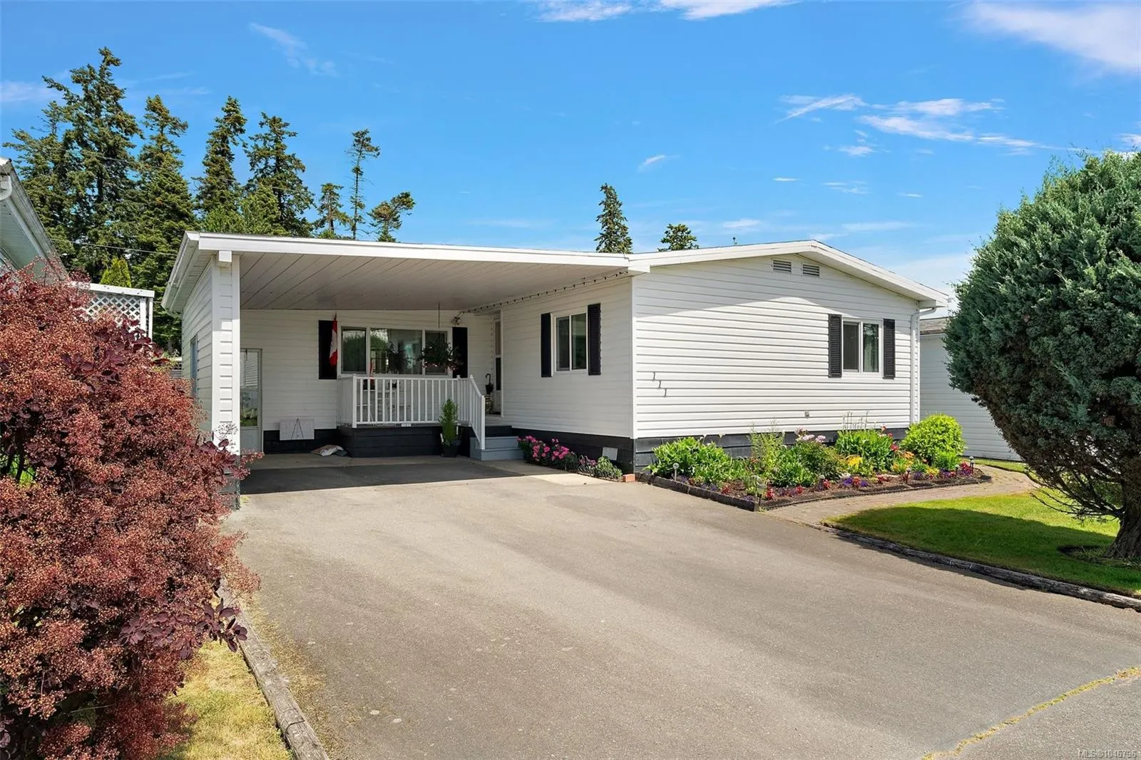 7701 Central Saanich Rd