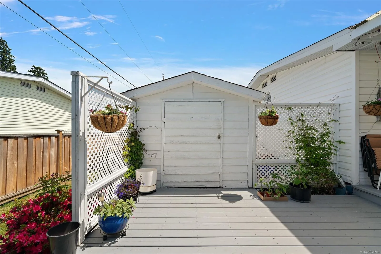 7701 Central Saanich Rd