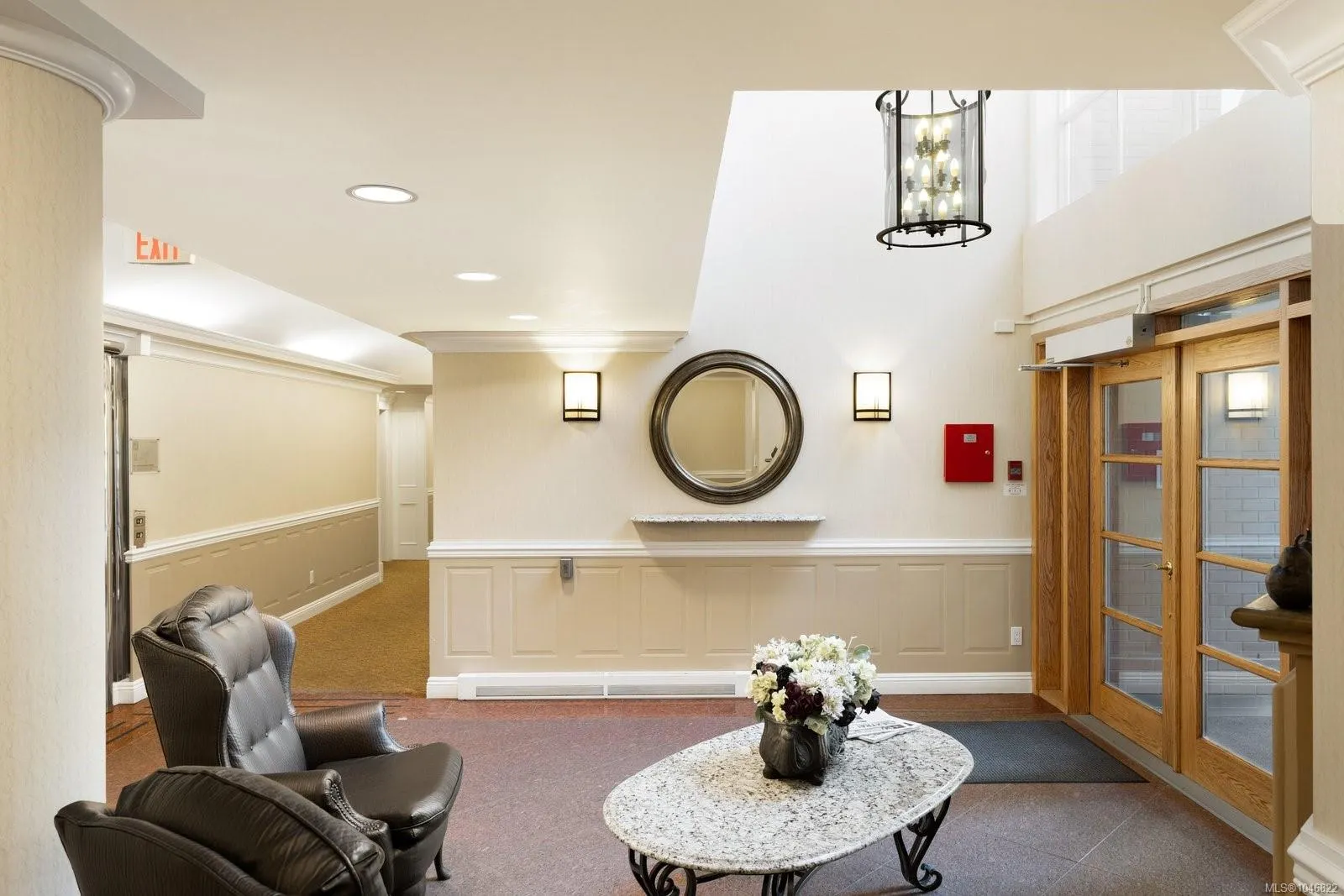 2277 Oak Bay Ave