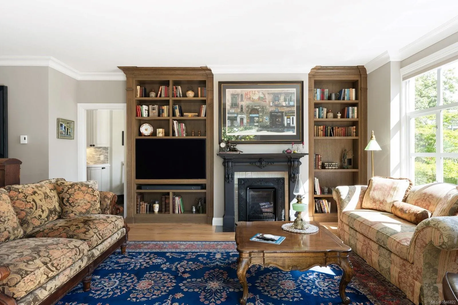 2277 Oak Bay Ave
