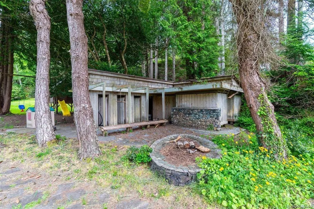 1424 Gillespie Rd