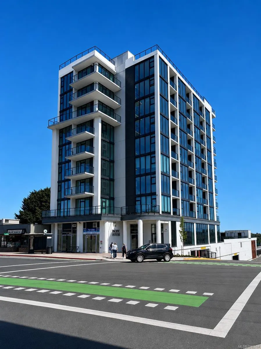 899 Esquimalt Rd
