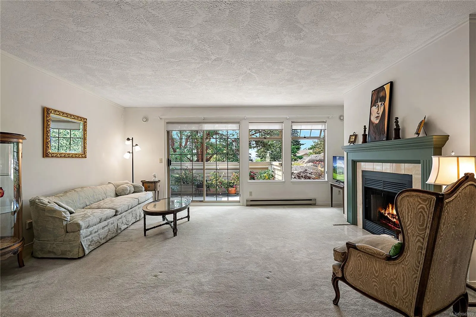 909 Admirals Rd