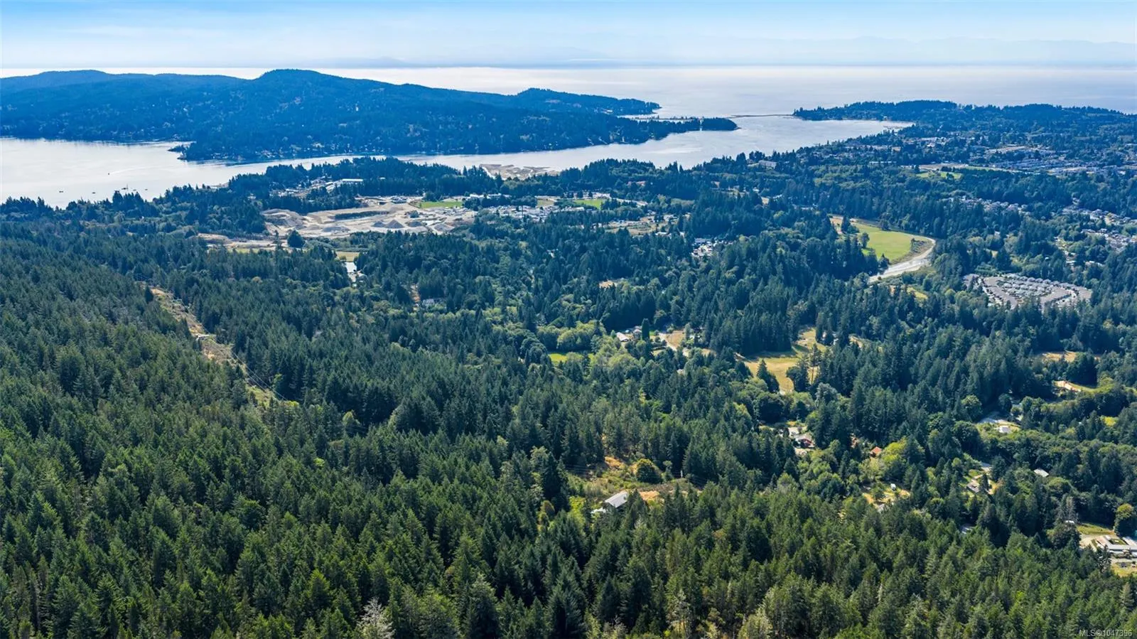 2585 Sooke River Rd