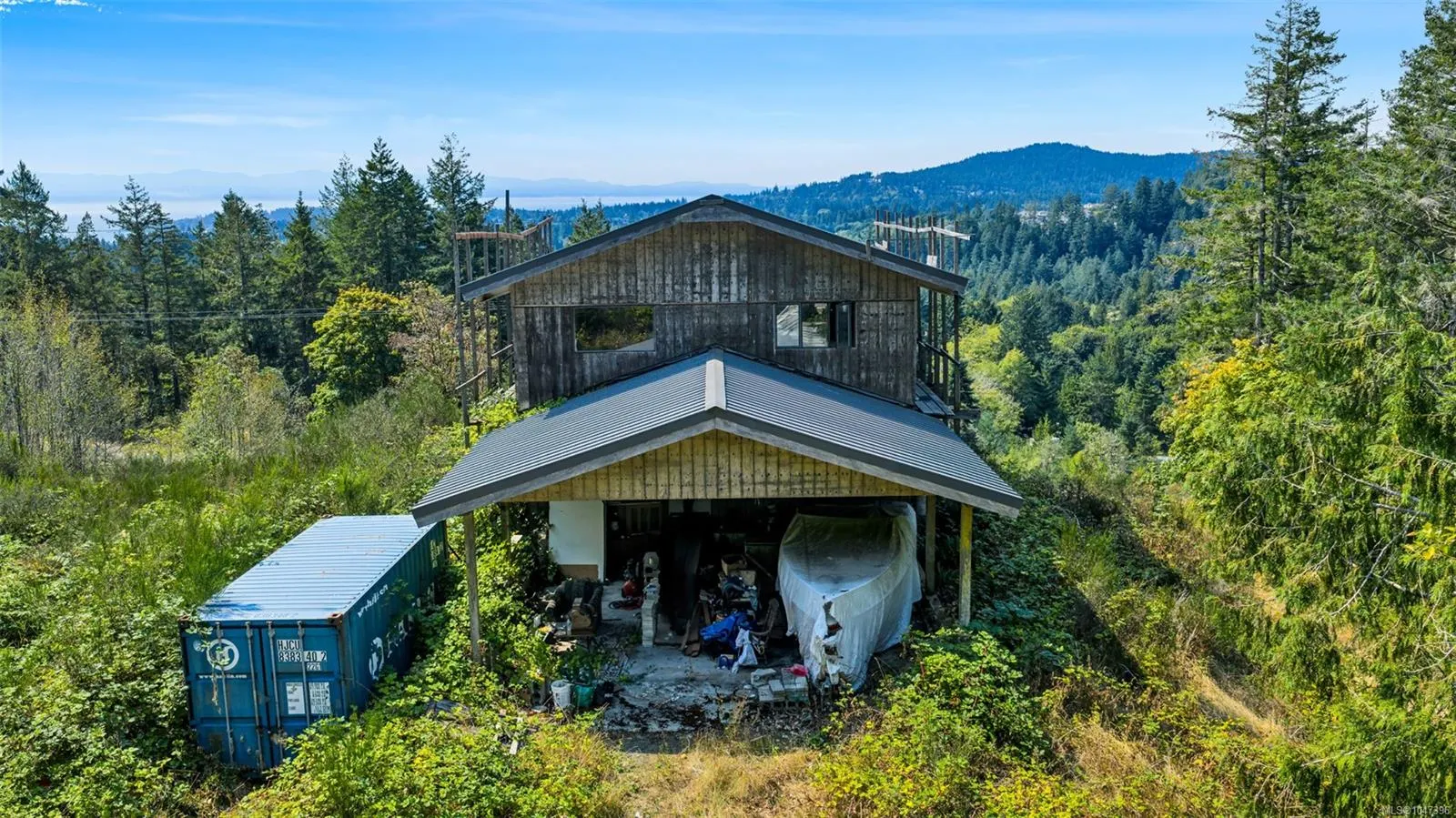 2585 Sooke River Rd