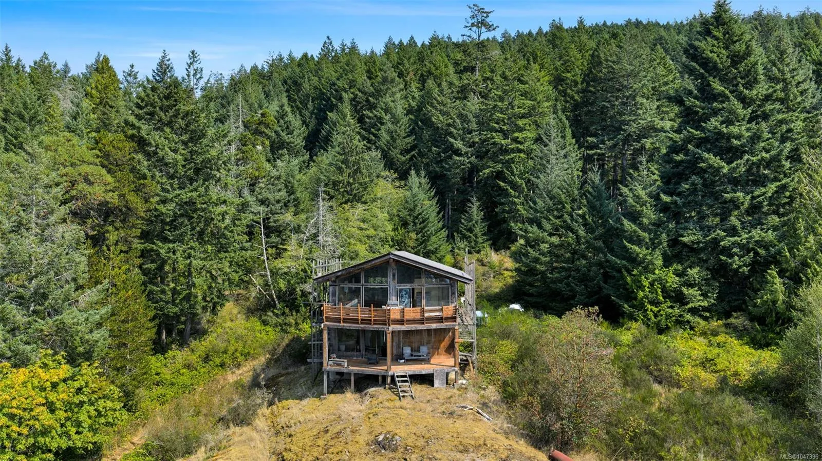 2585 Sooke River Rd