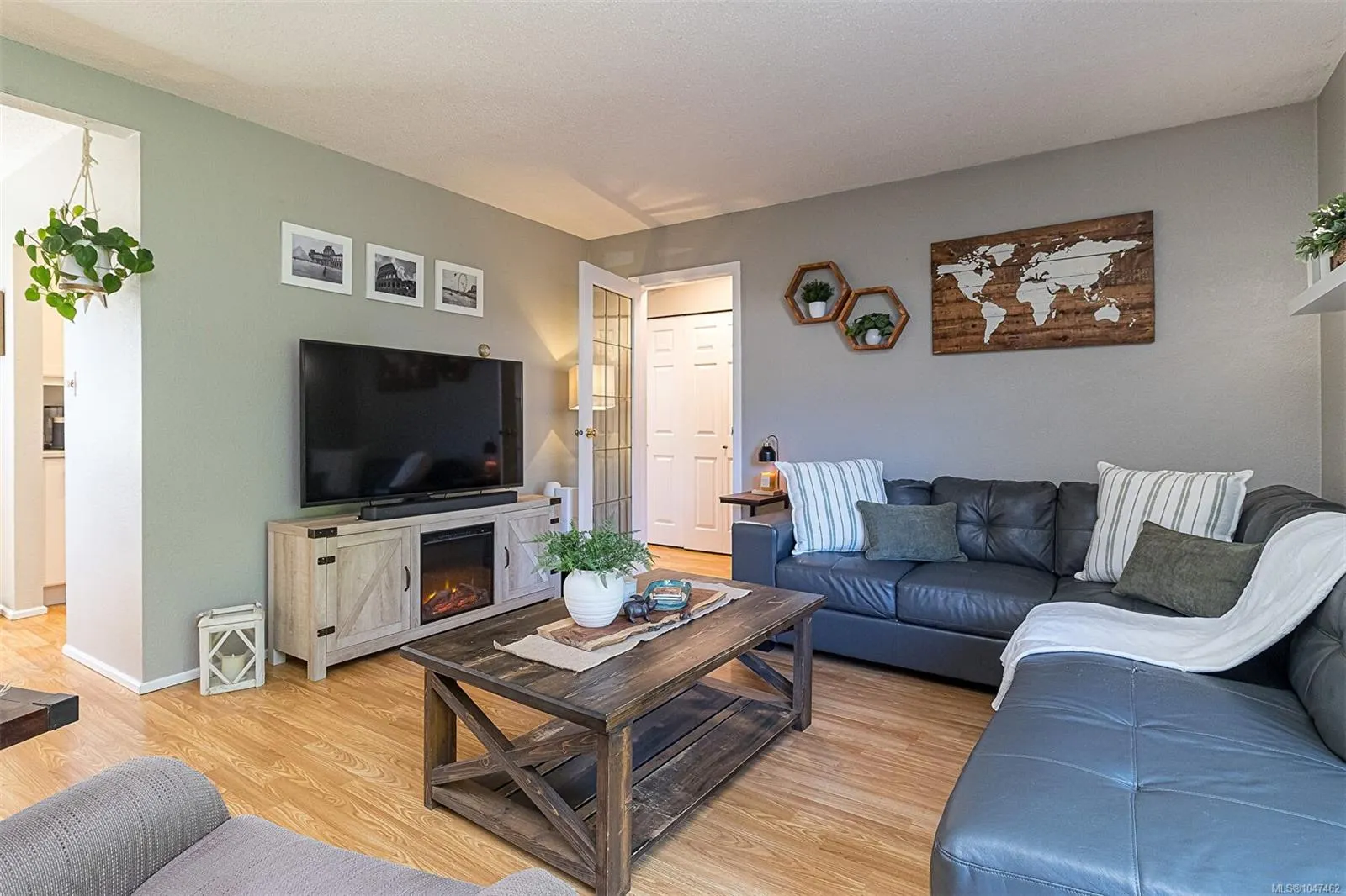 7675 East Saanich Rd