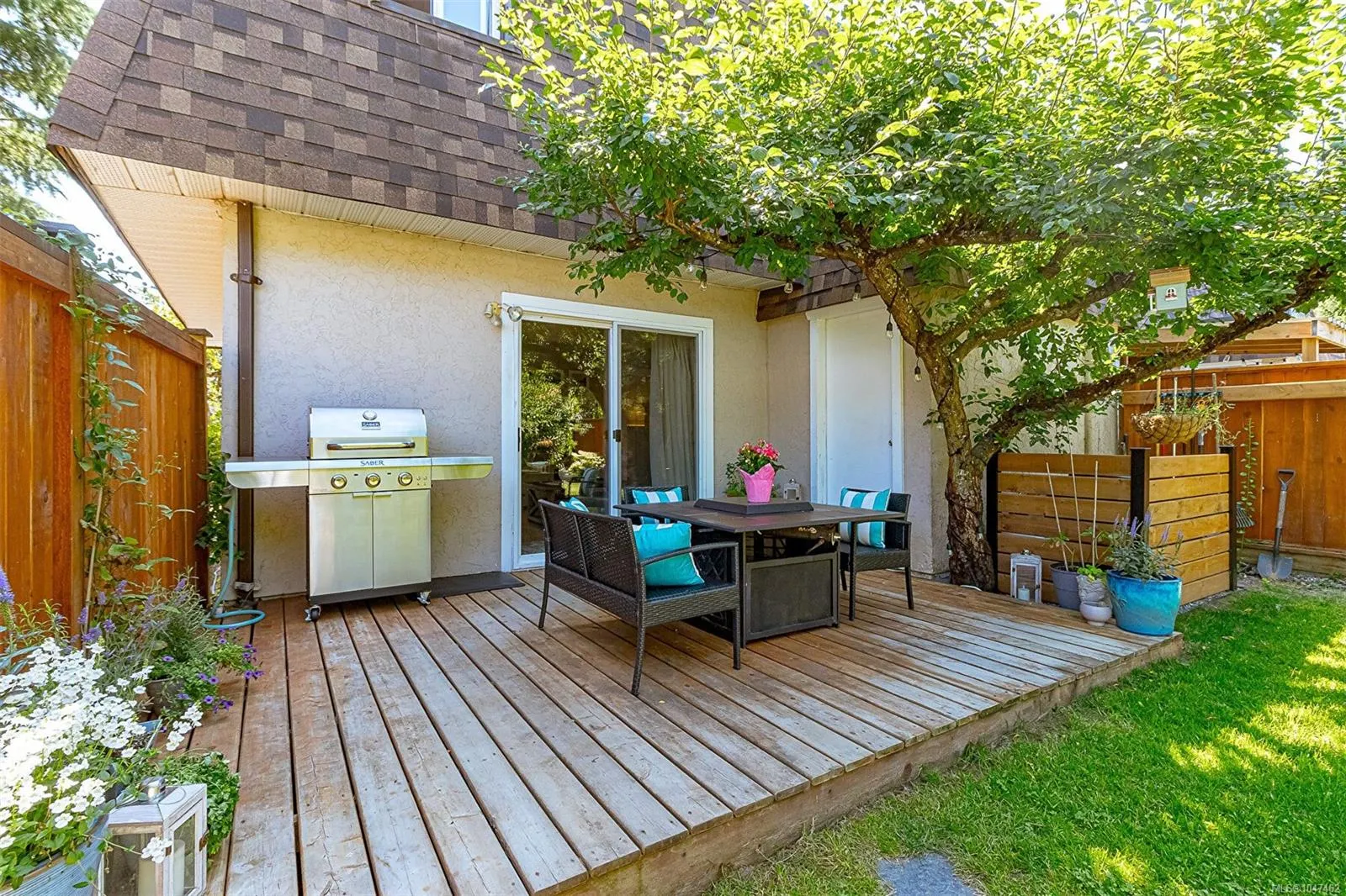 7675 East Saanich Rd