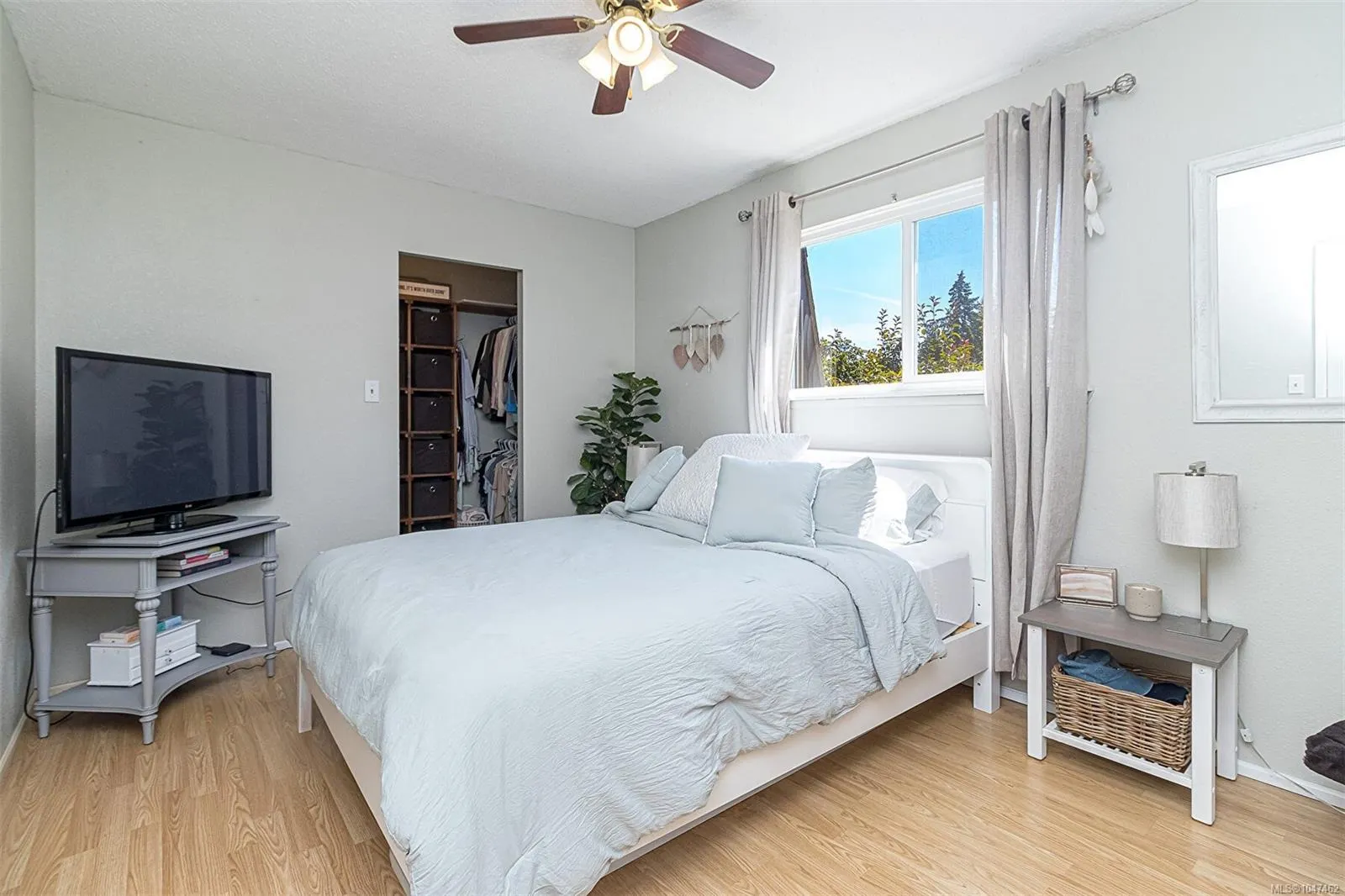 7675 East Saanich Rd