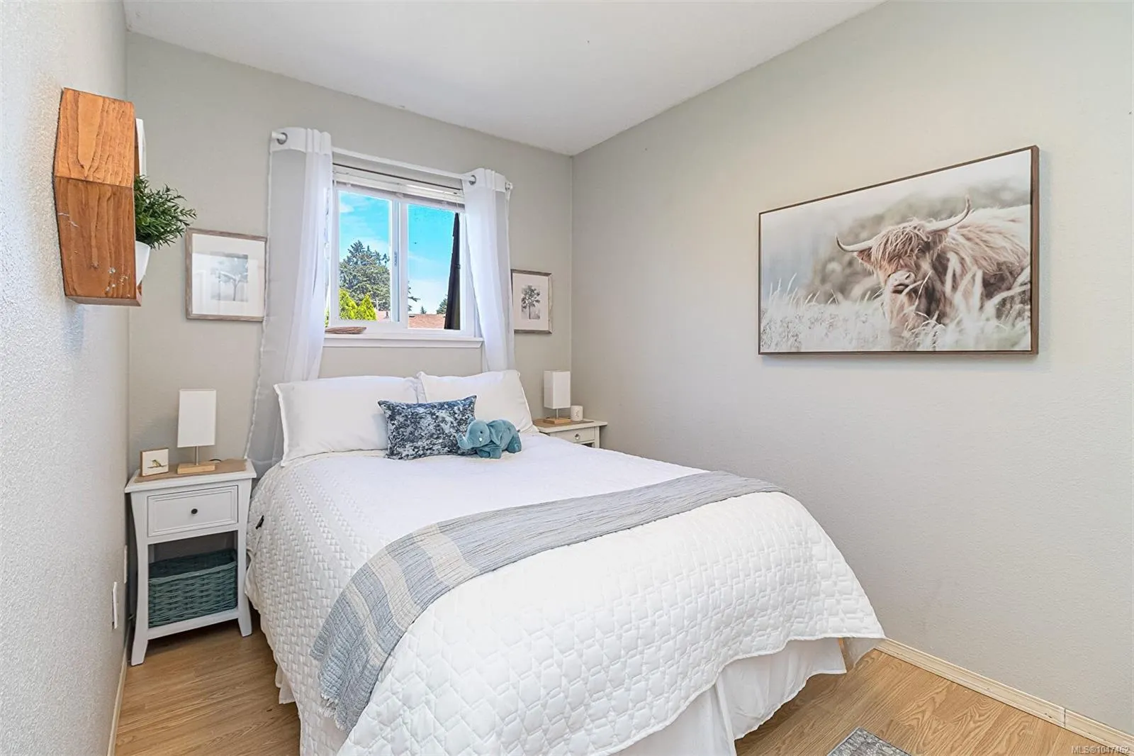 7675 East Saanich Rd