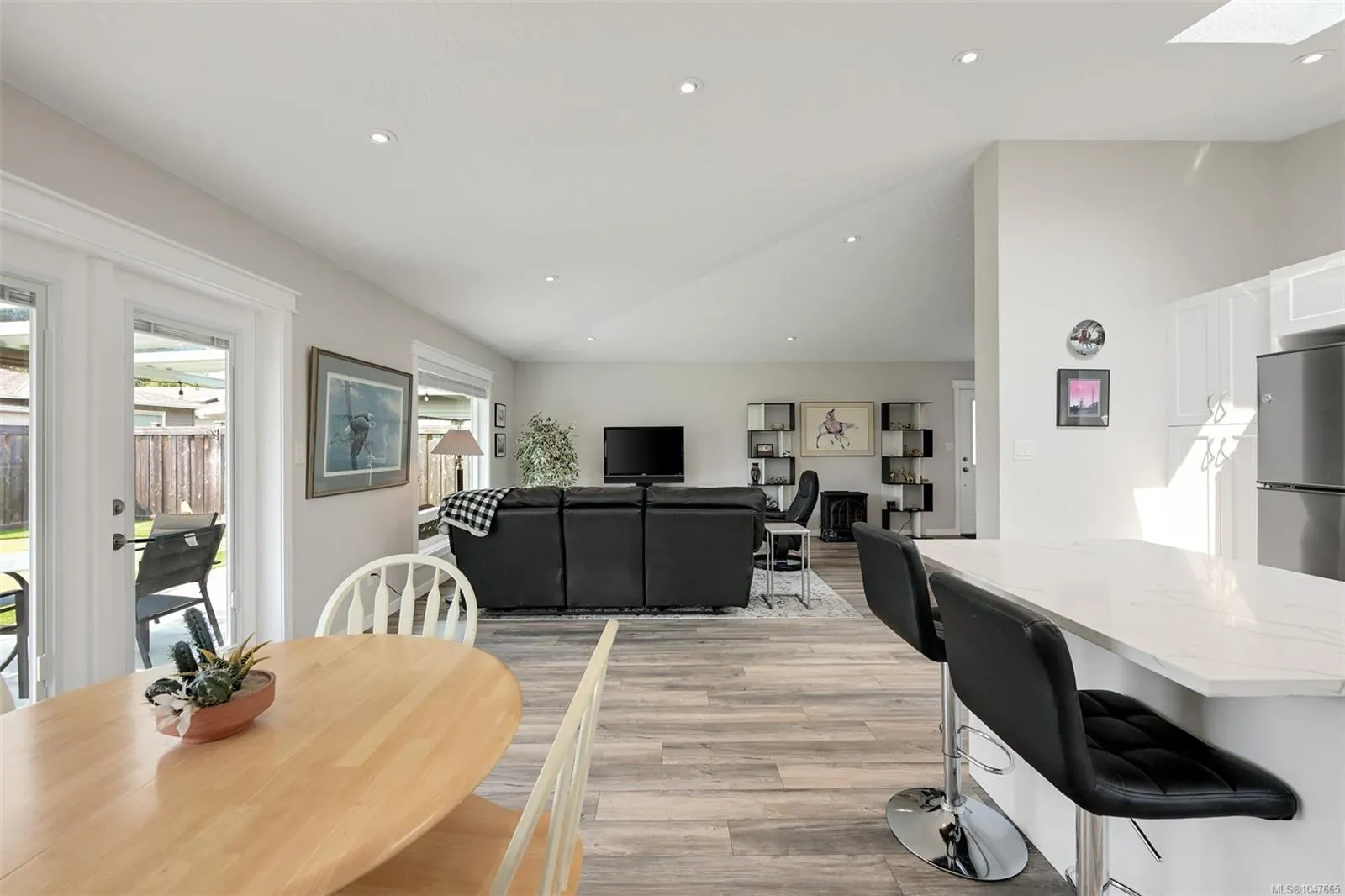7586 Tetayut Rd