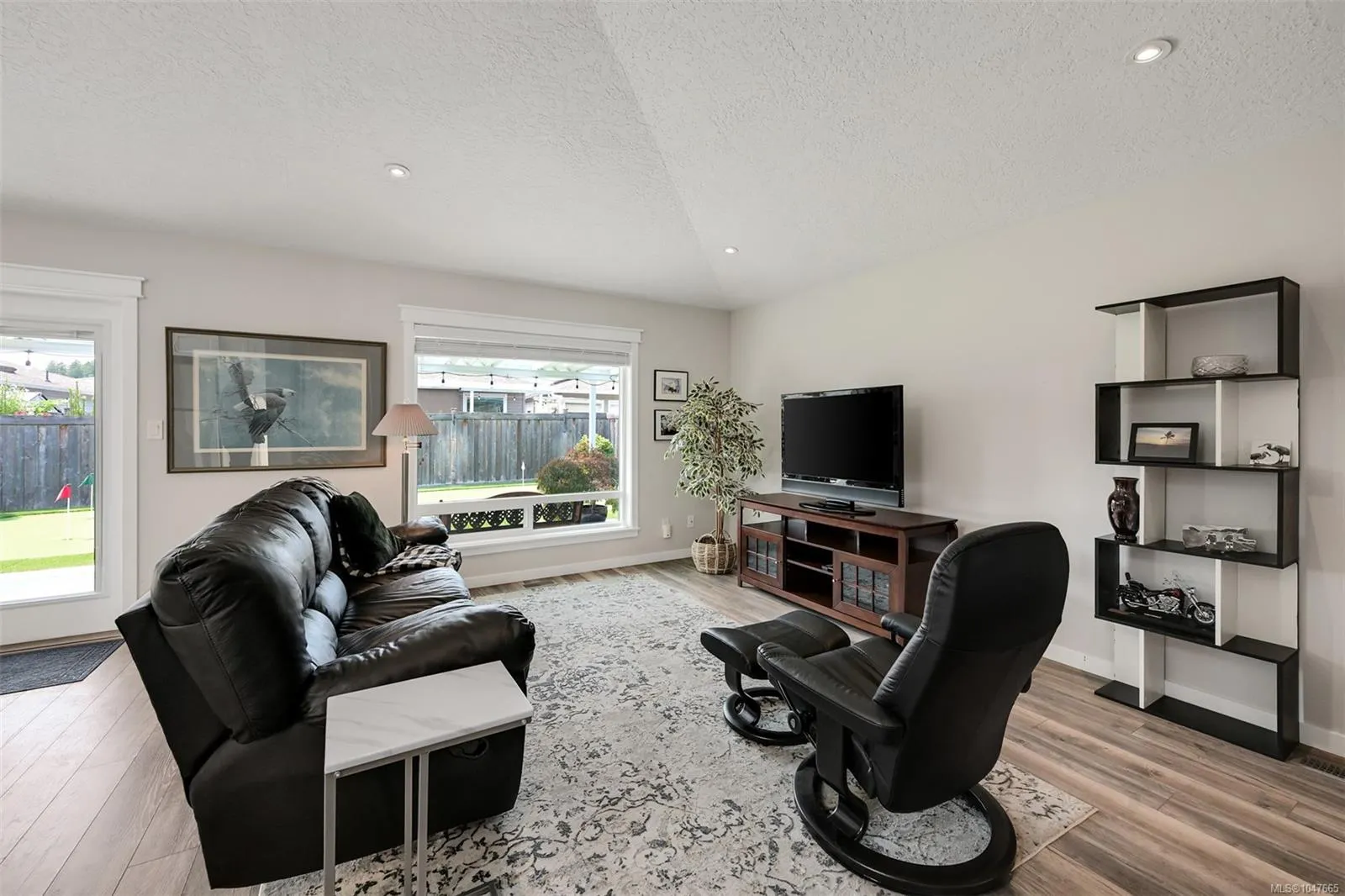 7586 Tetayut Rd
