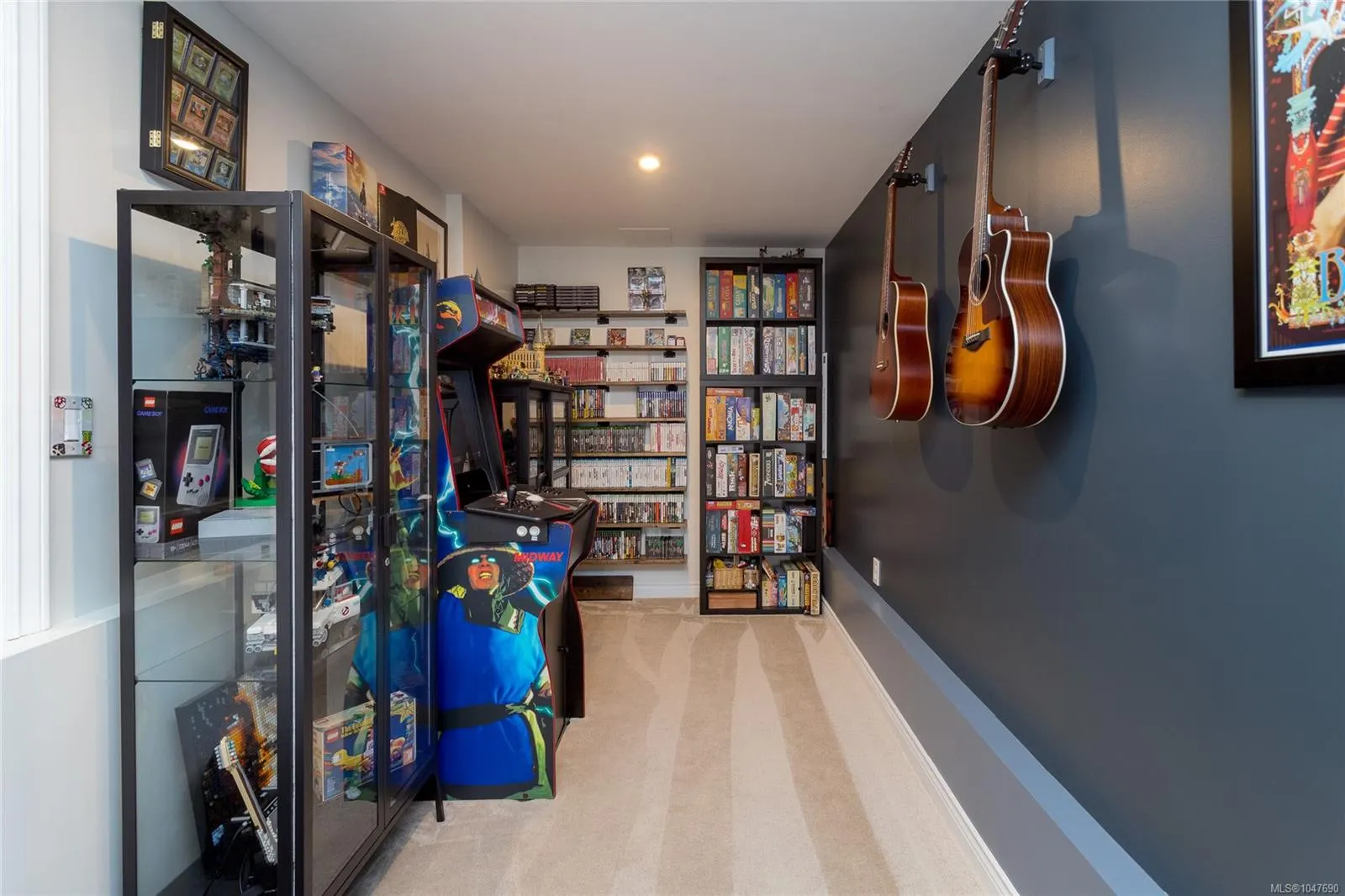 133 Gibraltar Bay Dr