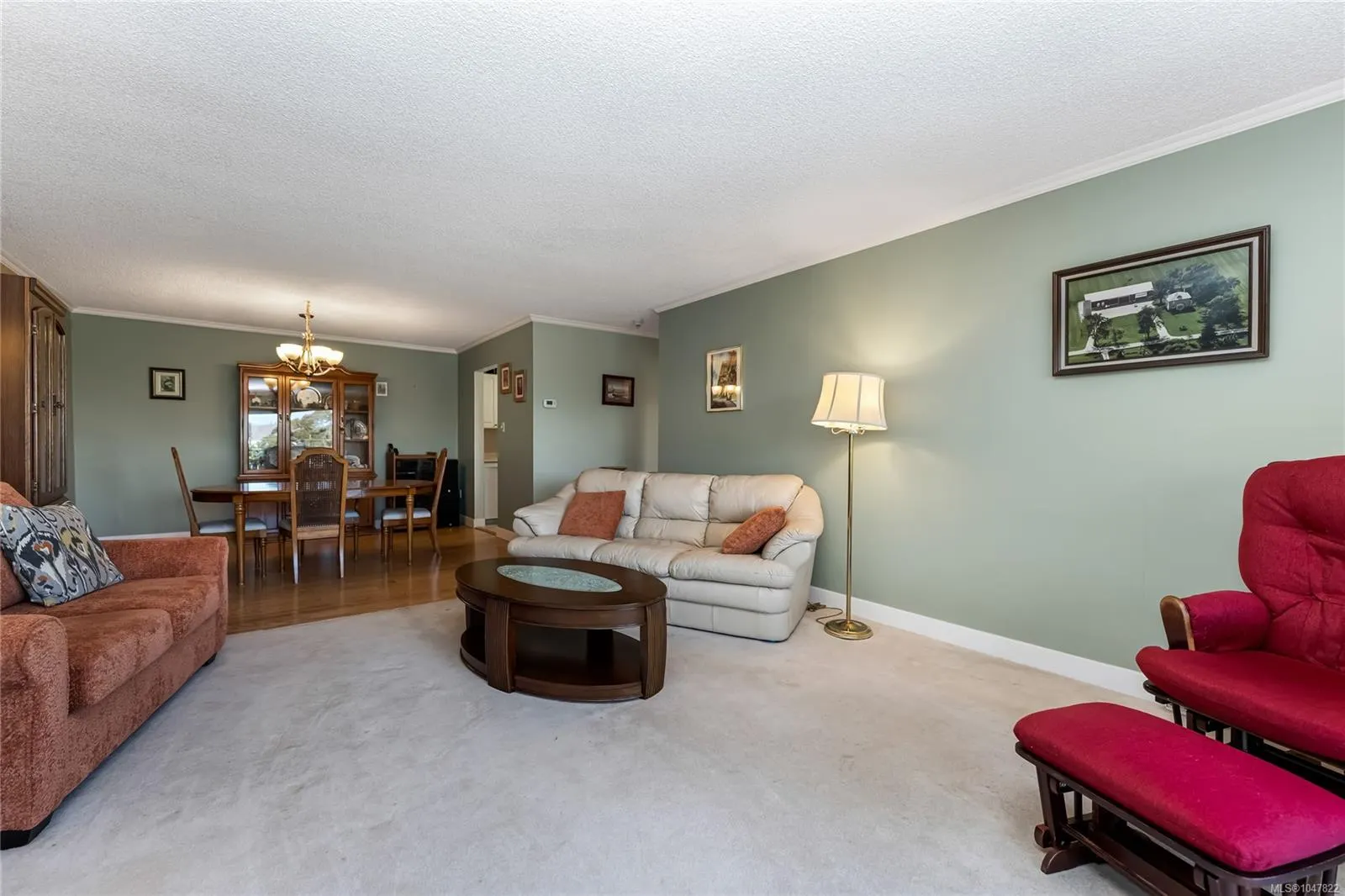2125 Oak Bay Ave