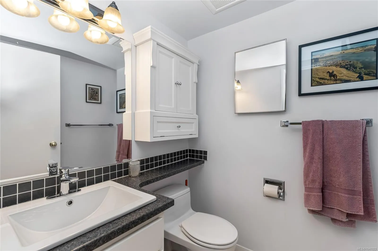 2125 Oak Bay Ave