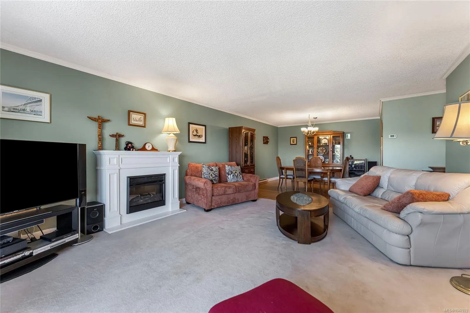 2125 Oak Bay Ave