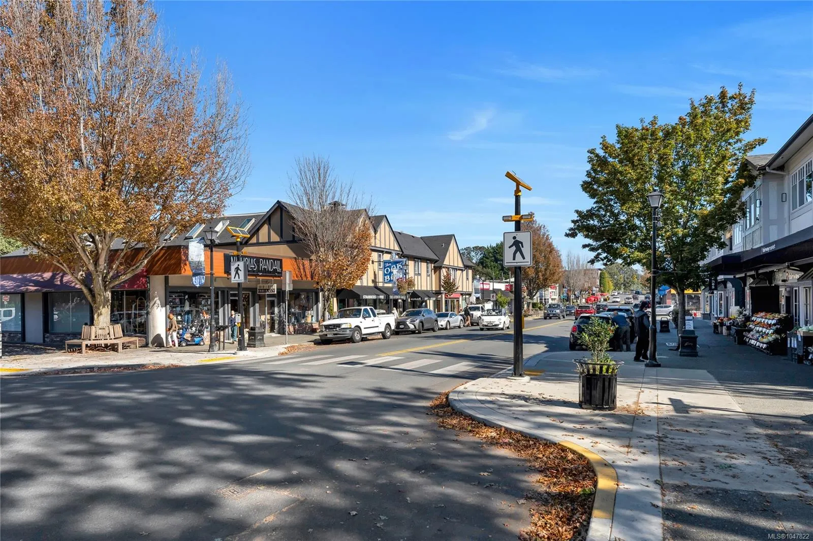 2125 Oak Bay Ave
