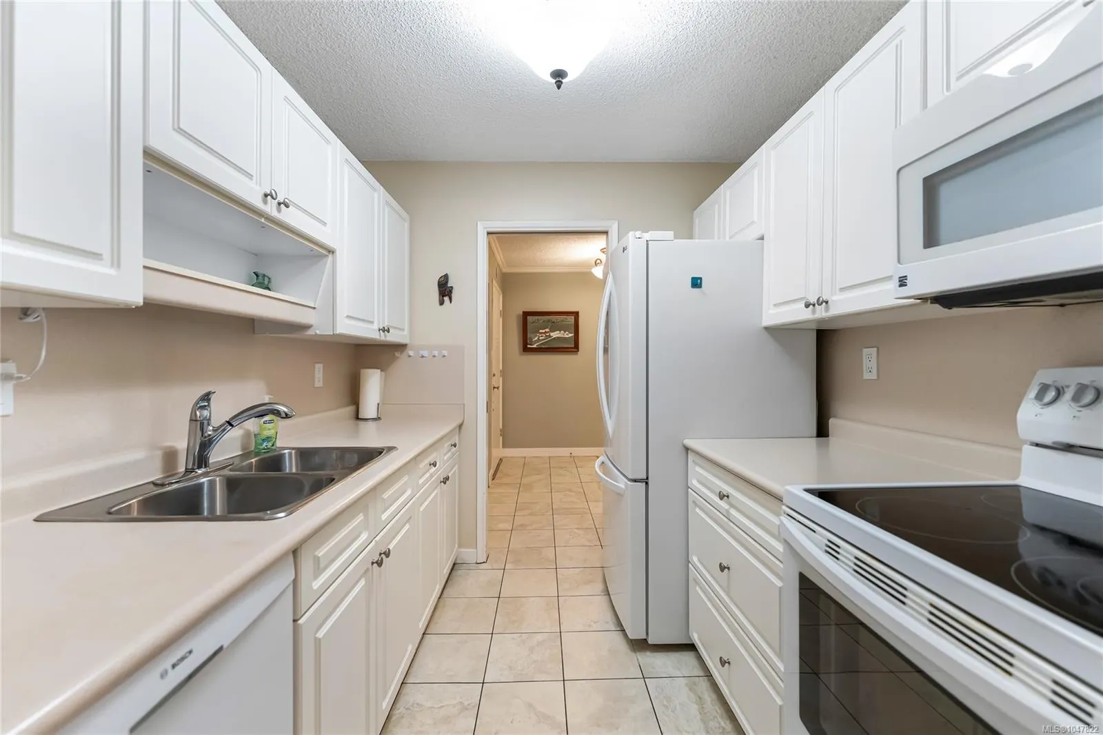 2125 Oak Bay Ave