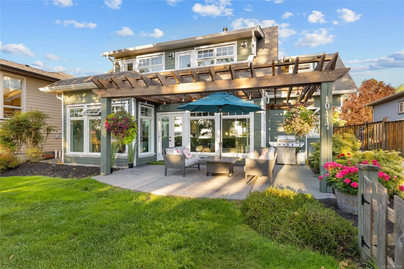 10117 West Saanich Rd