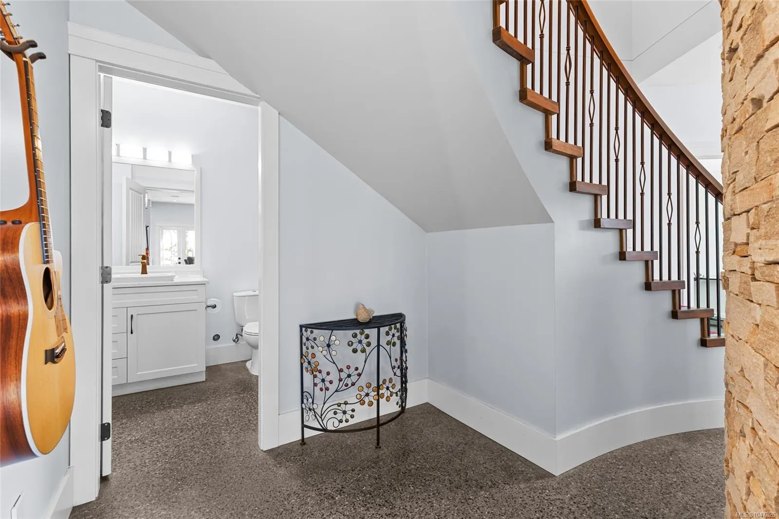 10117 West Saanich Rd