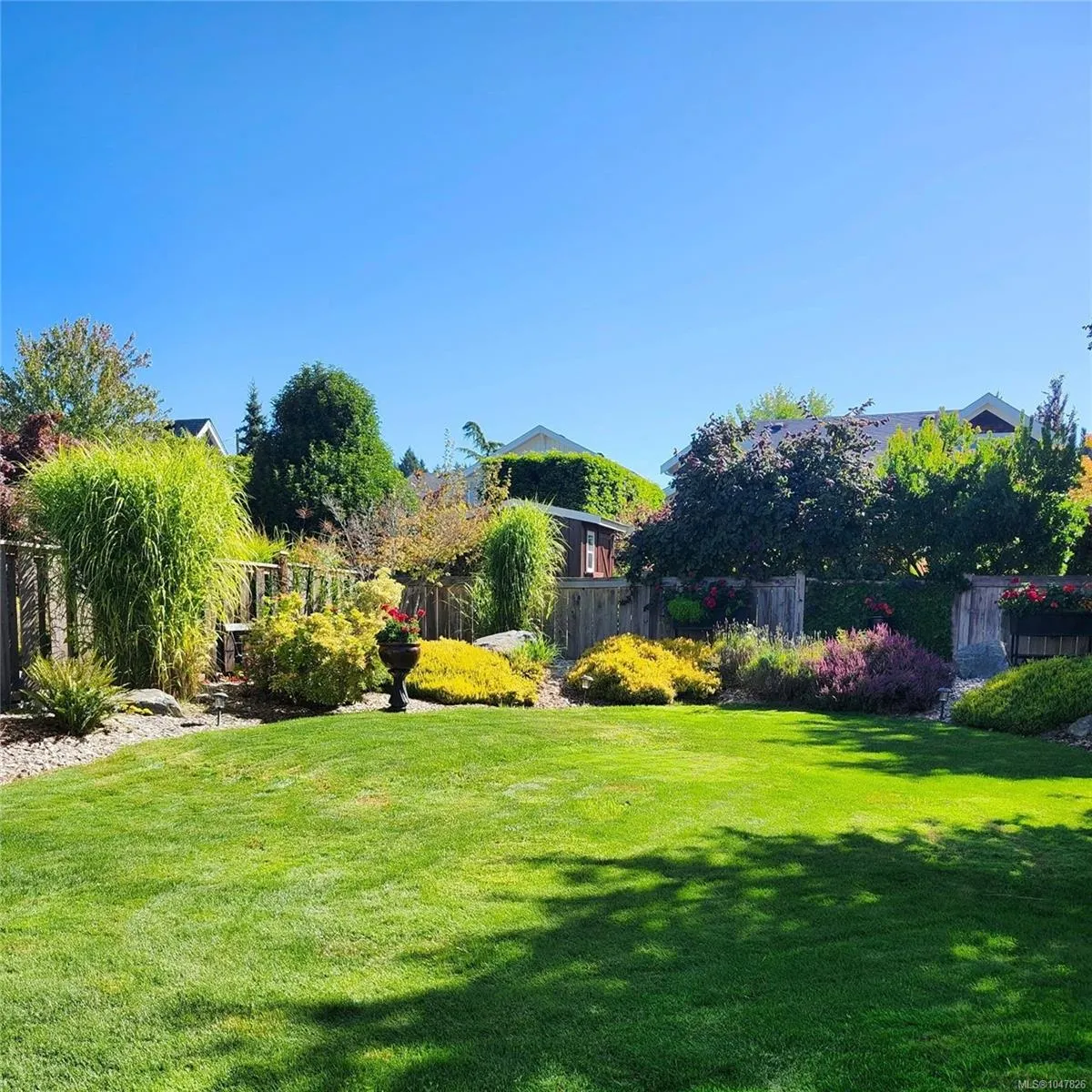 10117 West Saanich Rd