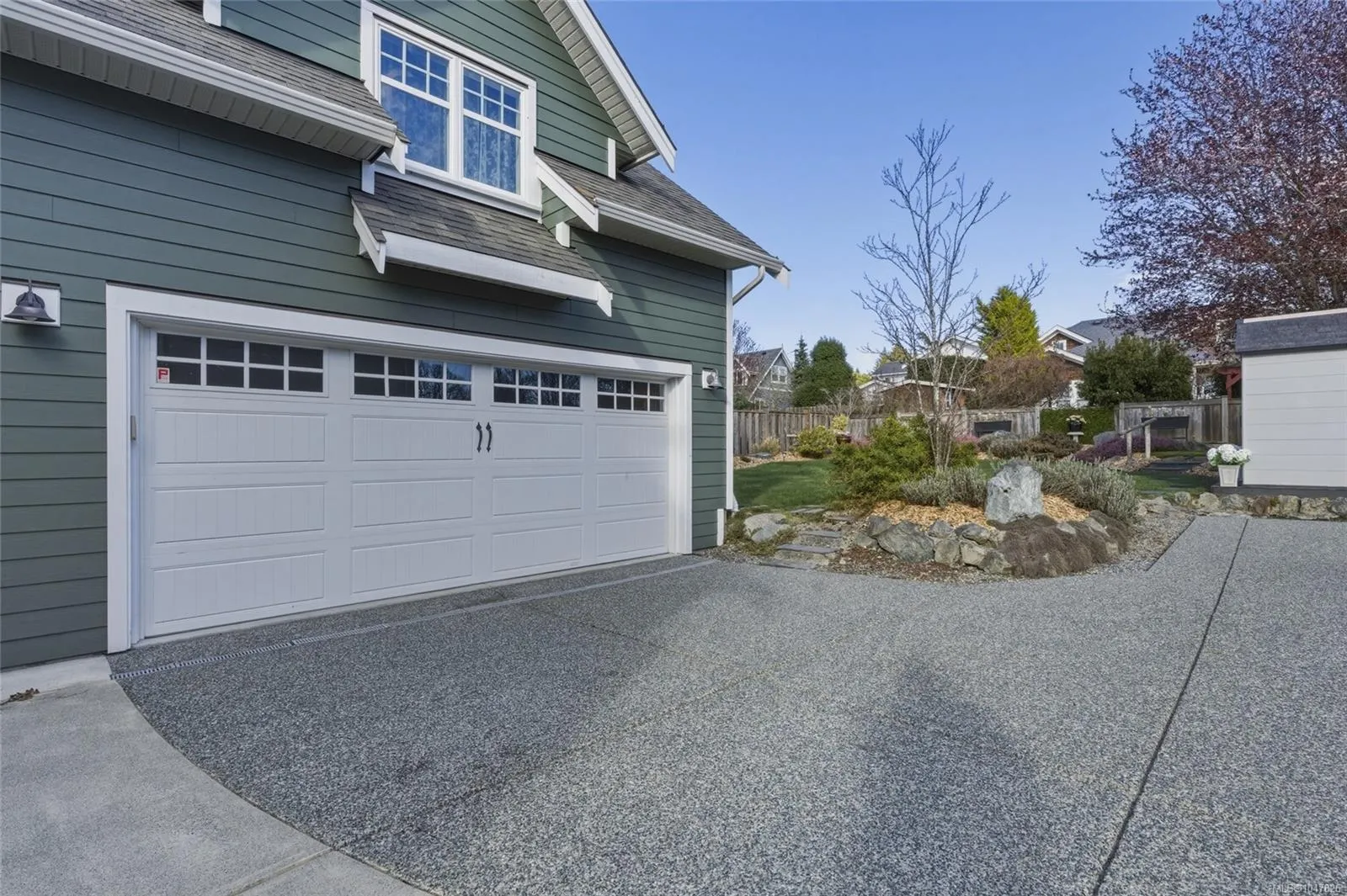 10117 West Saanich Rd